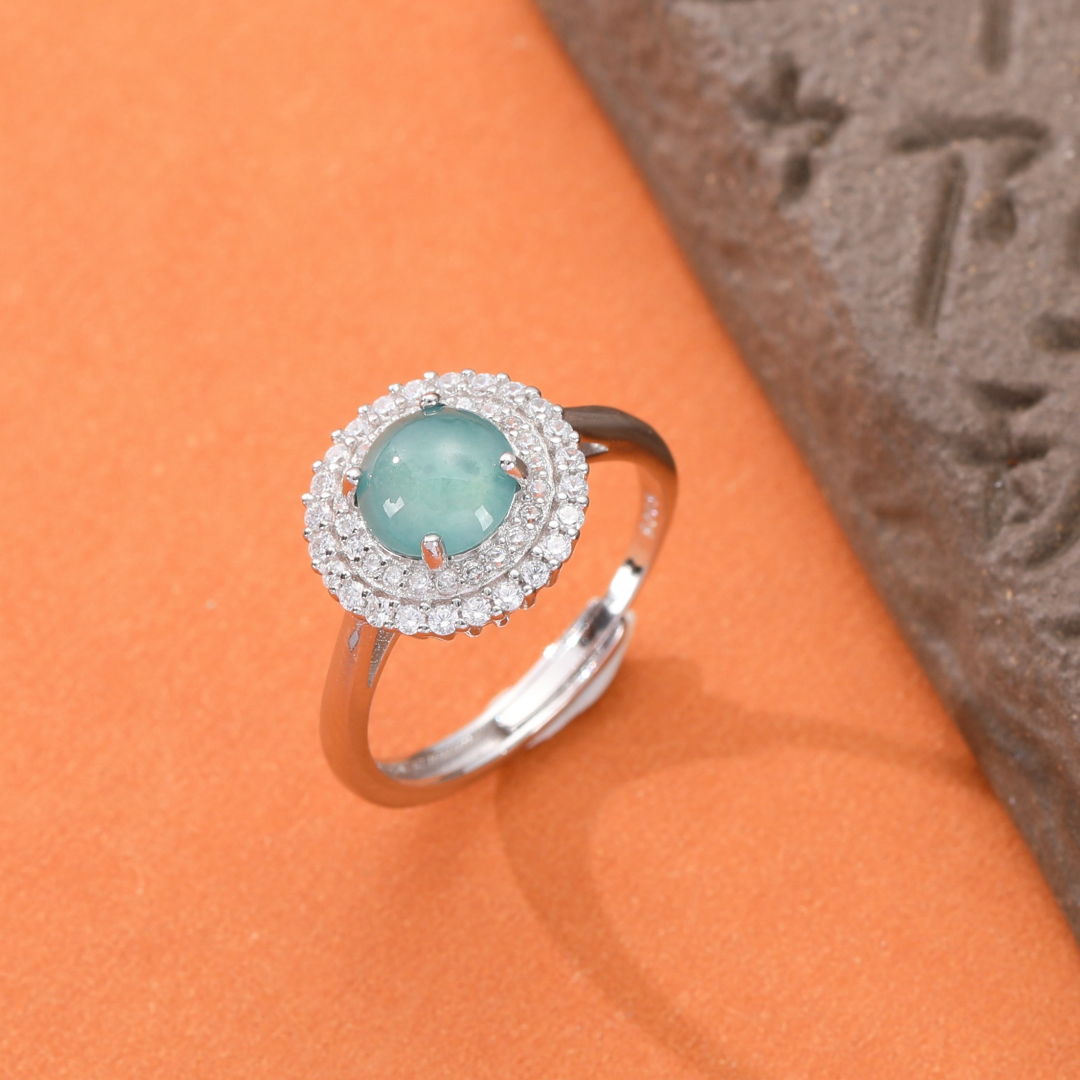 【发哥珠宝】天然A货翡翠蛋面戒指(多样性发货)活口戒气质时尚精美