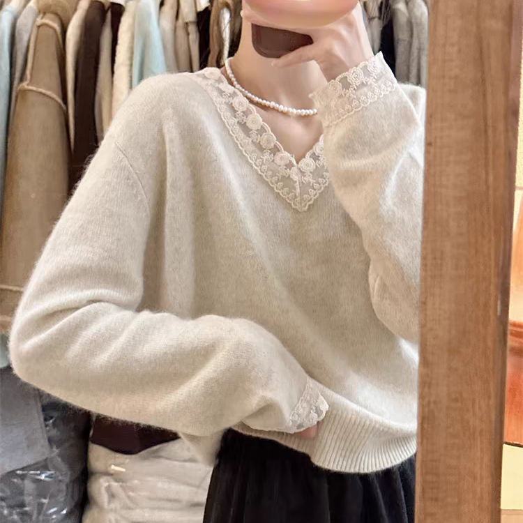2026时尚韩系新款百搭纯欲辣妹蕾丝拼接V领针织衫毛衣女上衣H3-55