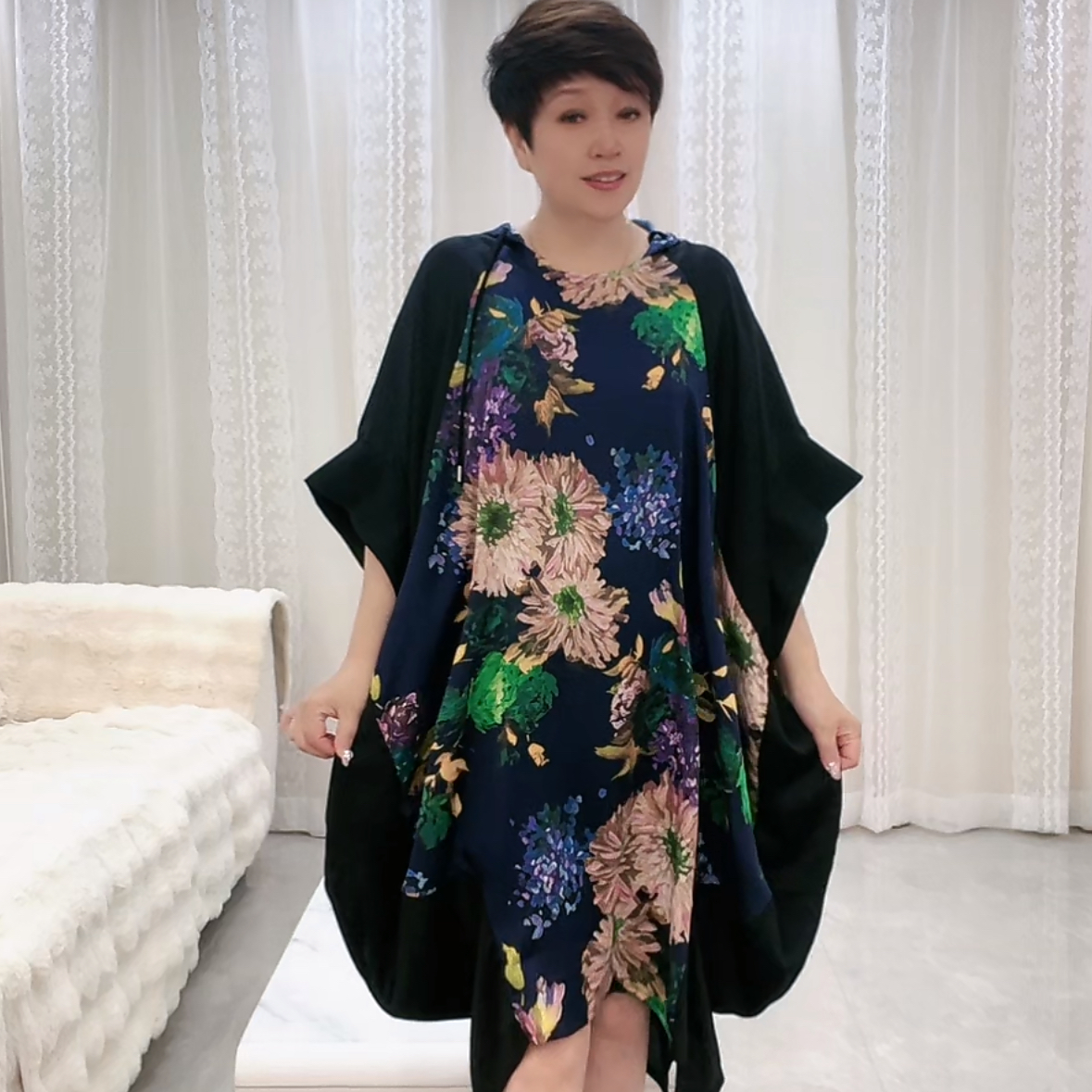 【秋姐】推荐2024时尚花朵戴帽连衣裙减龄显瘦99636款