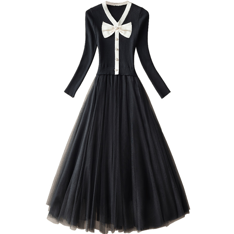 2025春装新款女装时尚蝴蝶结中长裙撞色V领气质连衣裙S23X7899L