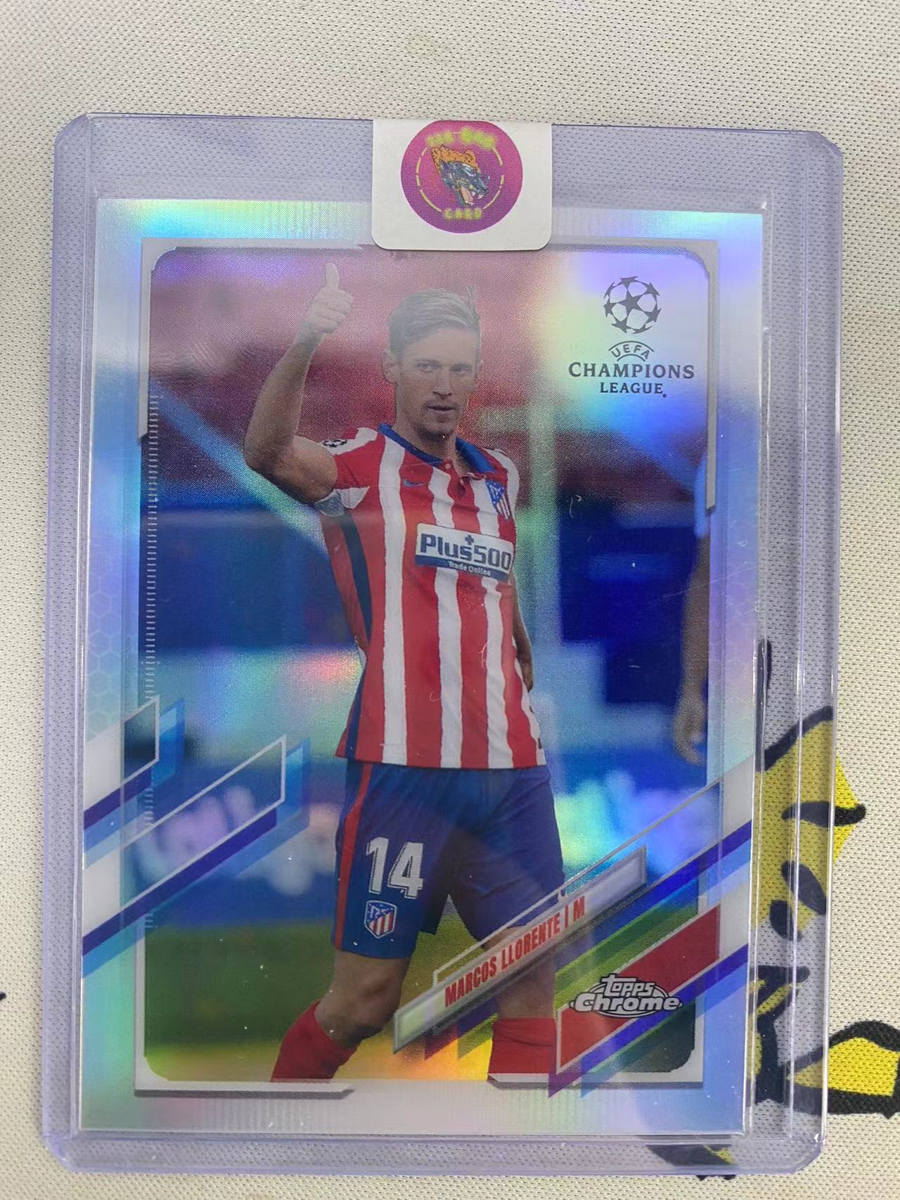 略伦特球星卡一张