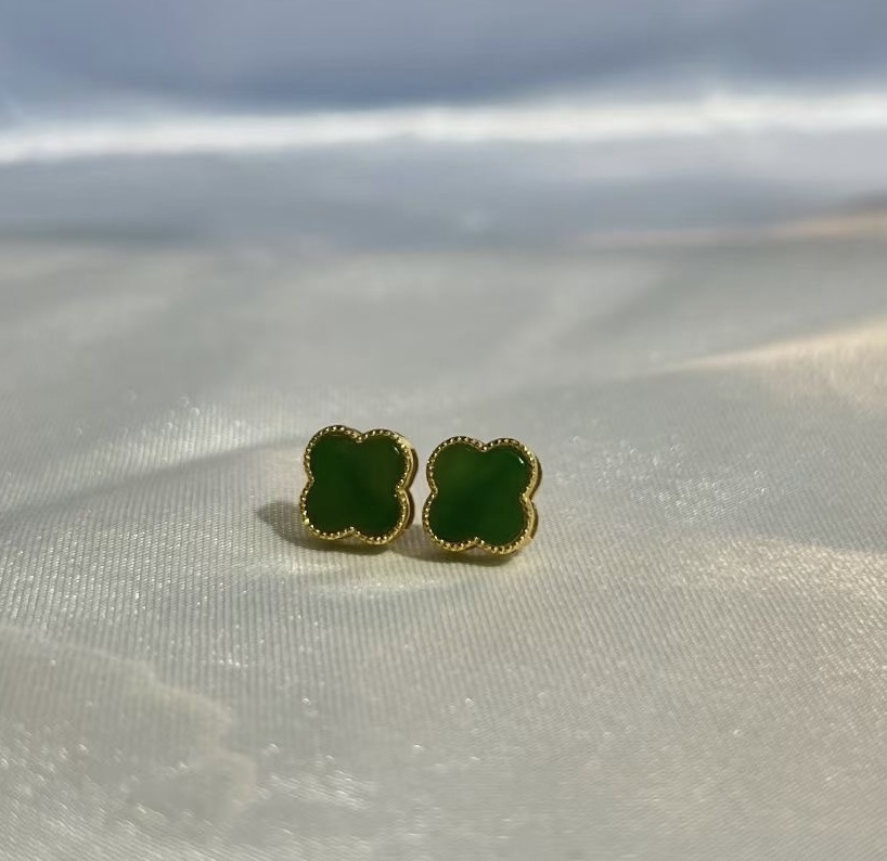 925银耳饰 绿色耳钉 简单大方得体