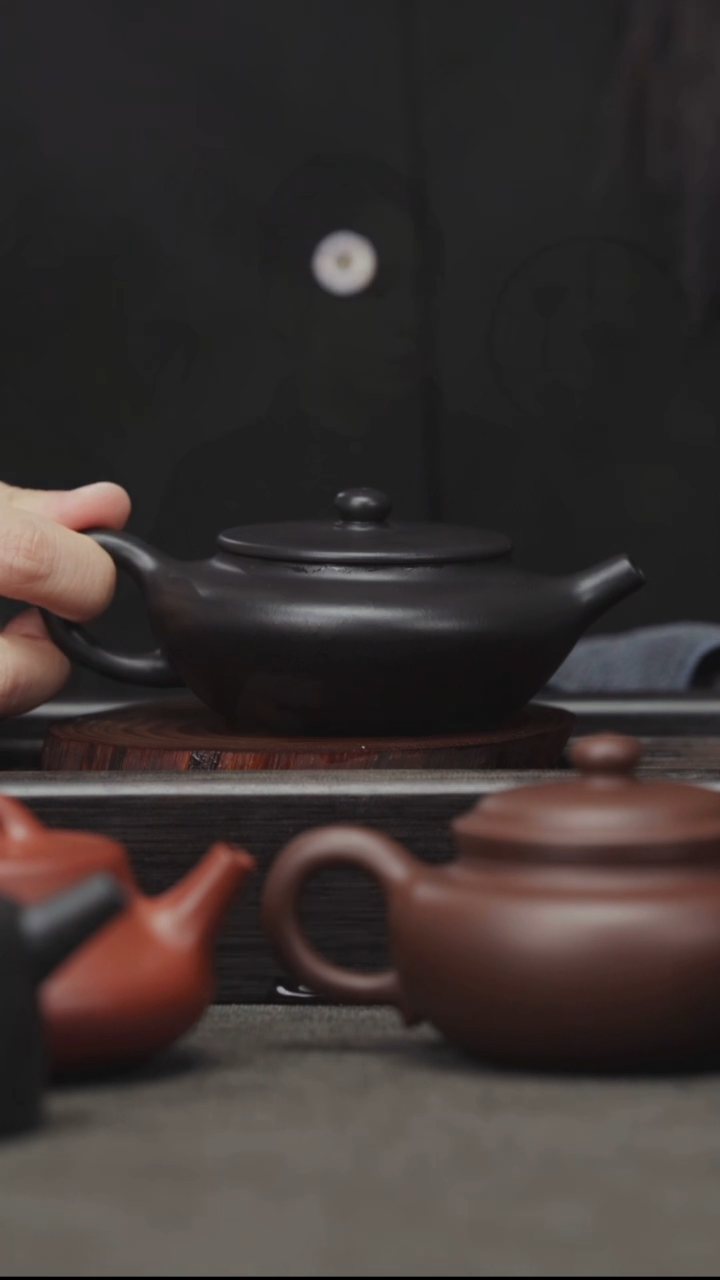【闪购商品】紫砂茶壶老紫泥-扁晨-130CC-还原烧