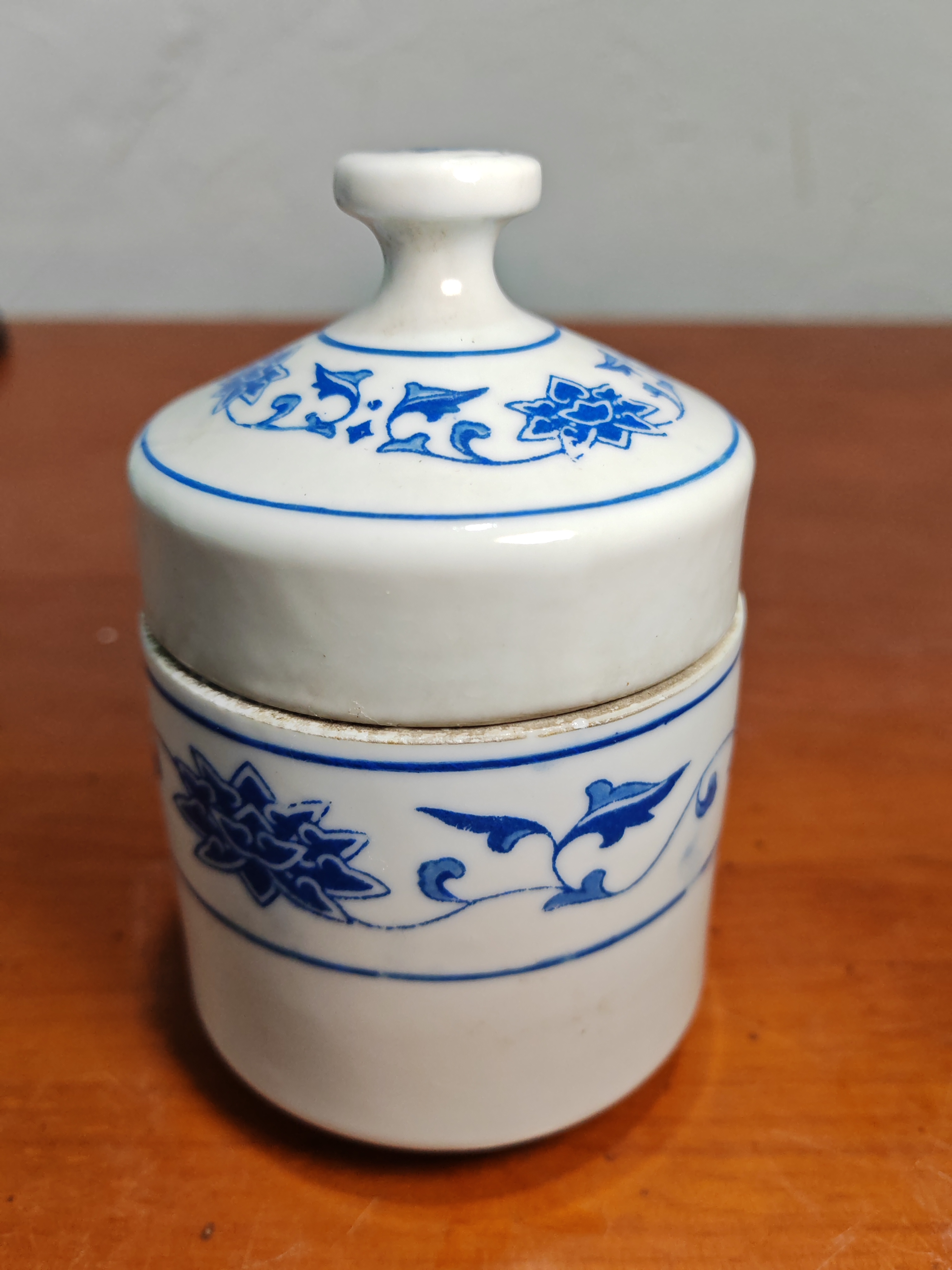 景德镇贴花温酒壶
