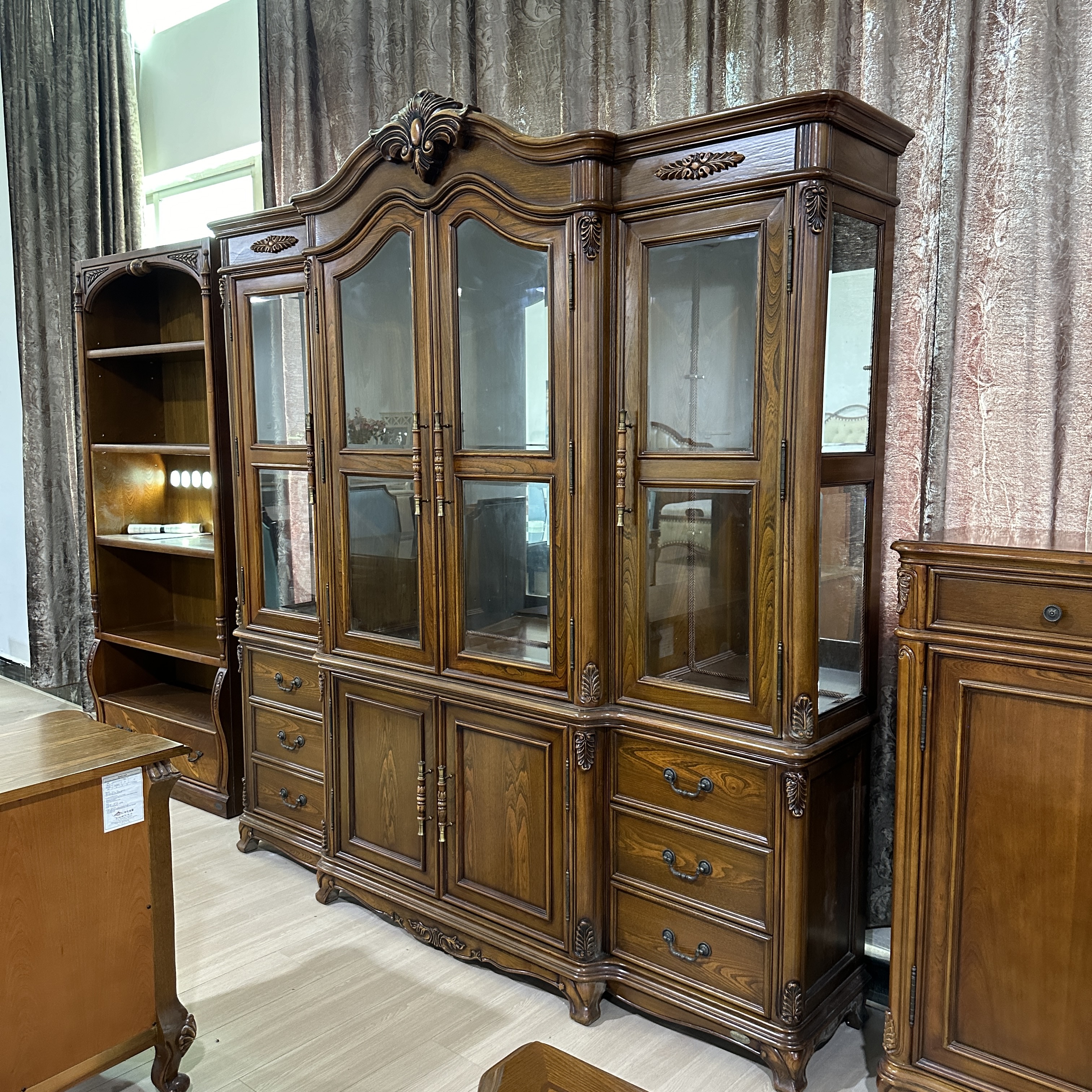 (206*47*238)奥克维尔美式客厅四门酒柜榆木高档雕花储物柜-1006