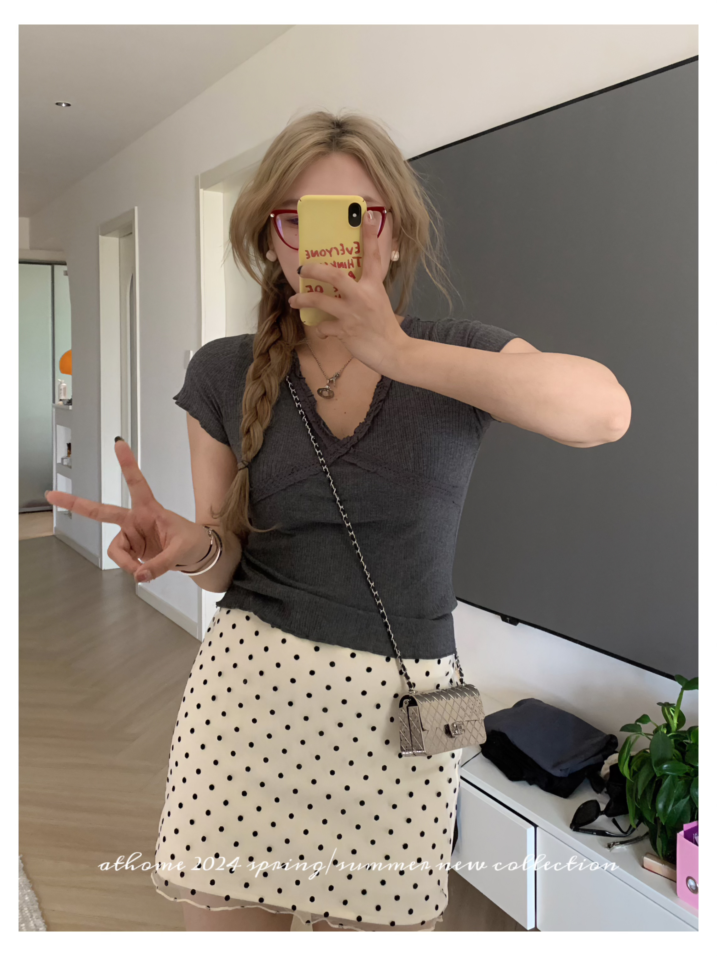 【清清no退换】宅宅athome//甜欲出击～韩系蕾丝边交叉v领显瘦短袖