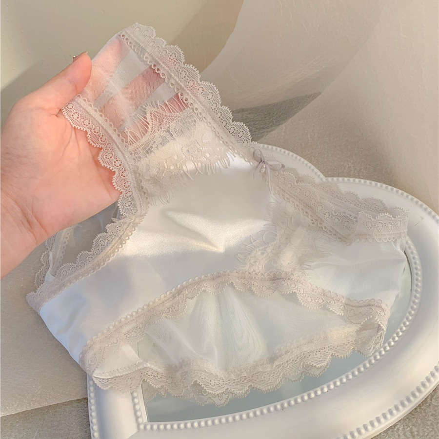 法式纯欲缎面蕾丝网纱内裤女款2025新款网红爆款中腰无痕女士短裤