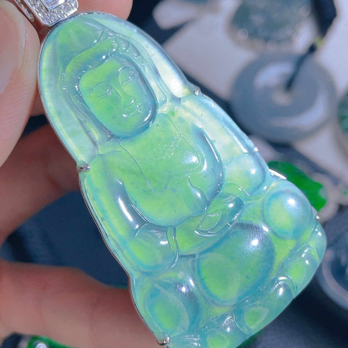【闪购商品】翡翠颈饰未镶嵌88