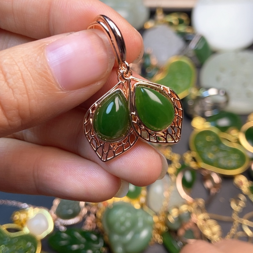 【闪购商品】和田玉手镯未镶嵌