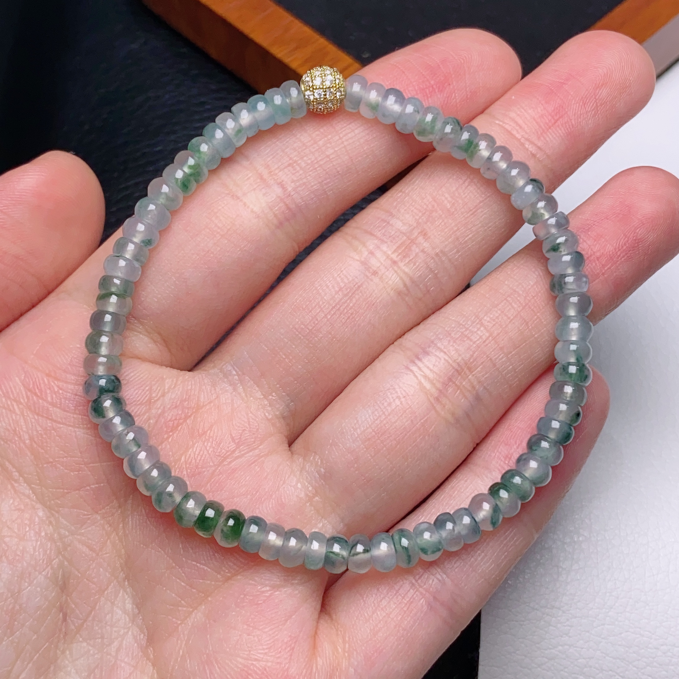 缅甸翡翠a货高冰飘花算盘珠手链卡4mm素圈简约