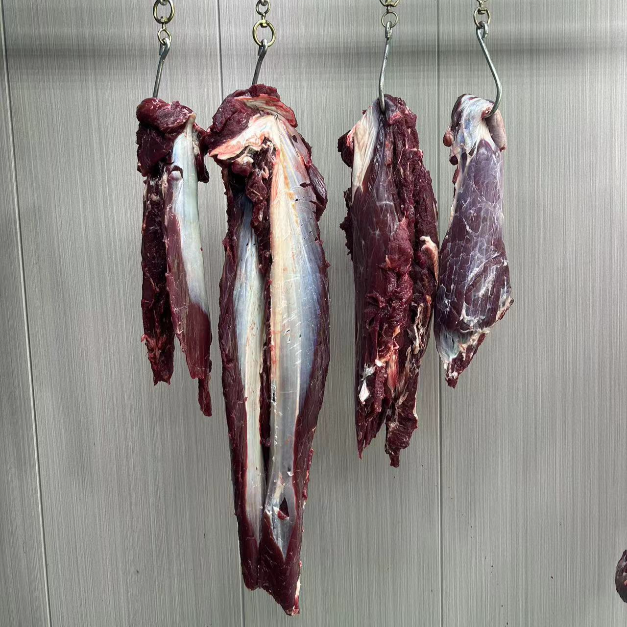 3.现切土黄牛肉（直播间称重改价）广西河池农村放养土黄牛