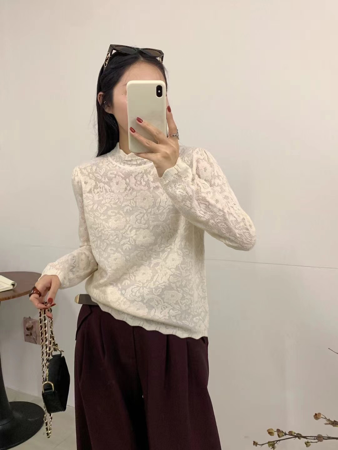 9821 玫瑰花暗花纹波浪秋冬新款温柔风打底衫