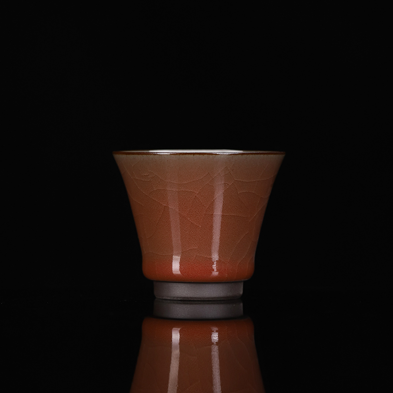 汝窑开片铁胎豇豆红马蹄杯 DC-040