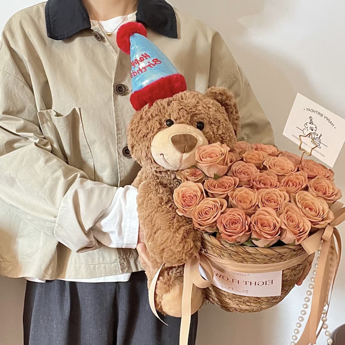 小熊女生日礼物玩偶花束永生花抱抱桶感送闺蜜朋友圣诞节新年