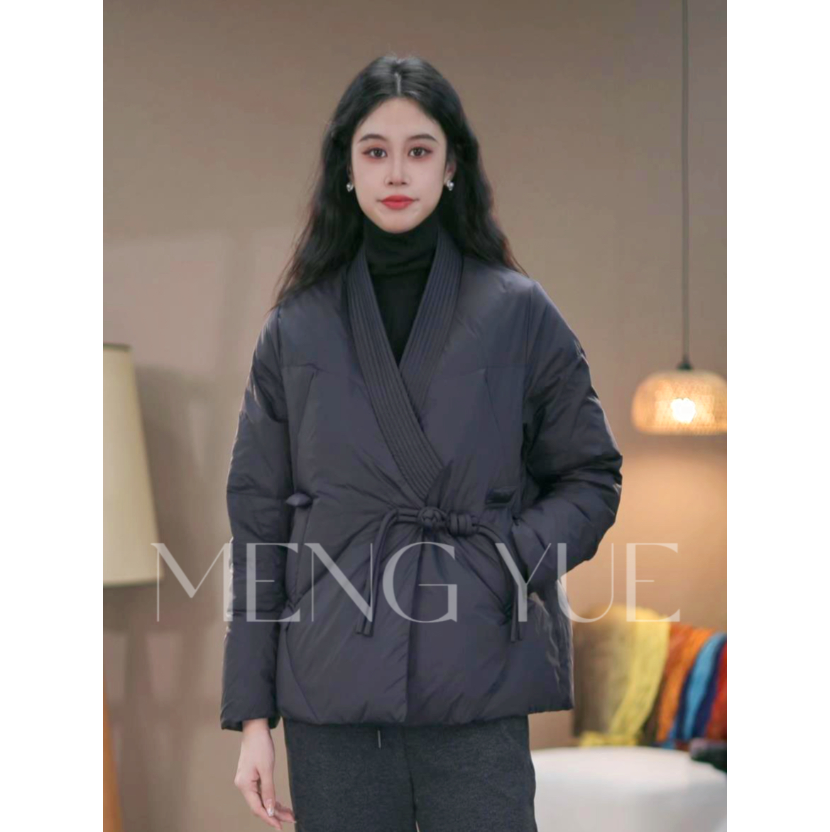 【YY家】小众原创新文艺时尚秋冬保暖白鸭绒宽松V领盘扣羽绒服