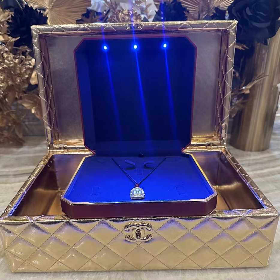 时尚精美礼盒-盒子-xd