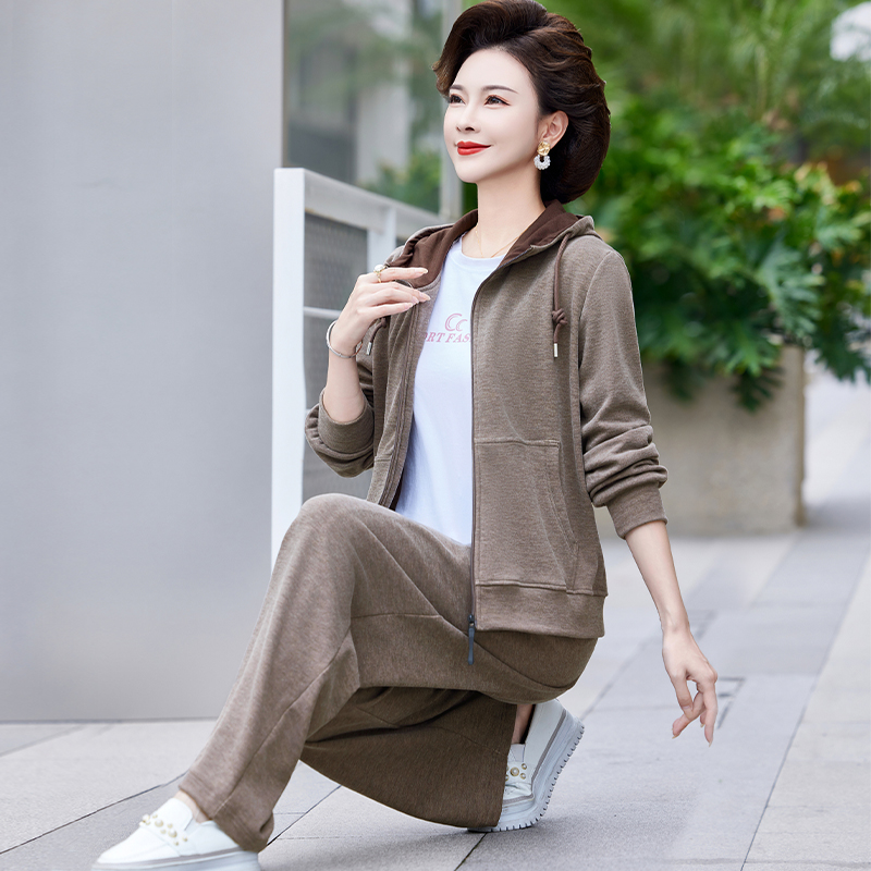 中老年妈妈2025春秋装新款休闲开衫外套洋气中年运动服卫衣套装女