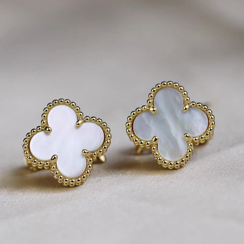 合金贝壳耳饰 高定版四叶草耳钉时尚轻奢简约气质INS耳饰