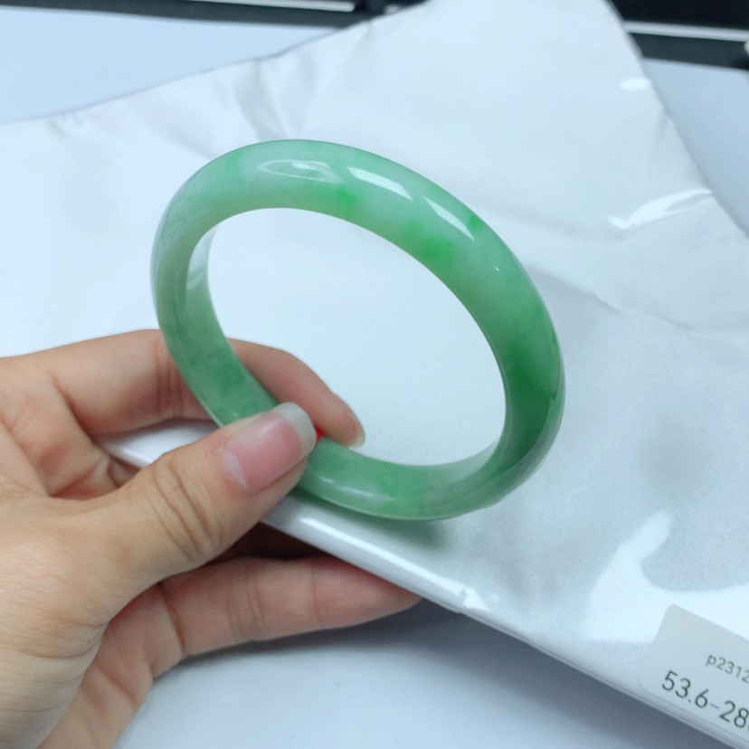 【闪购商品】翡翠手镯未镶嵌翠*?53.6