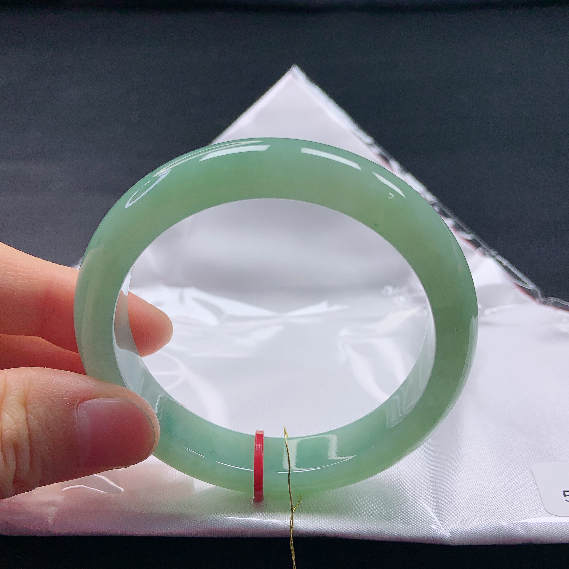 57➕圈冰种胶润满绿翡翠宽边手镯缅甸天然a货绿色平安镯高贵质感