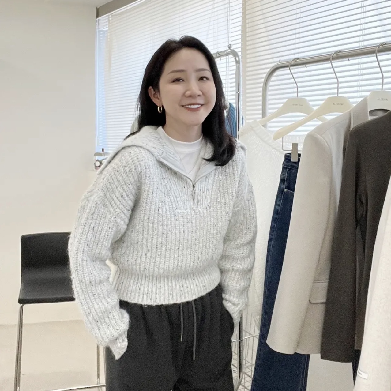 秋冬韩版休闲长袖套头翻领针织衫时尚保暖百搭网红连帽毛衣19122