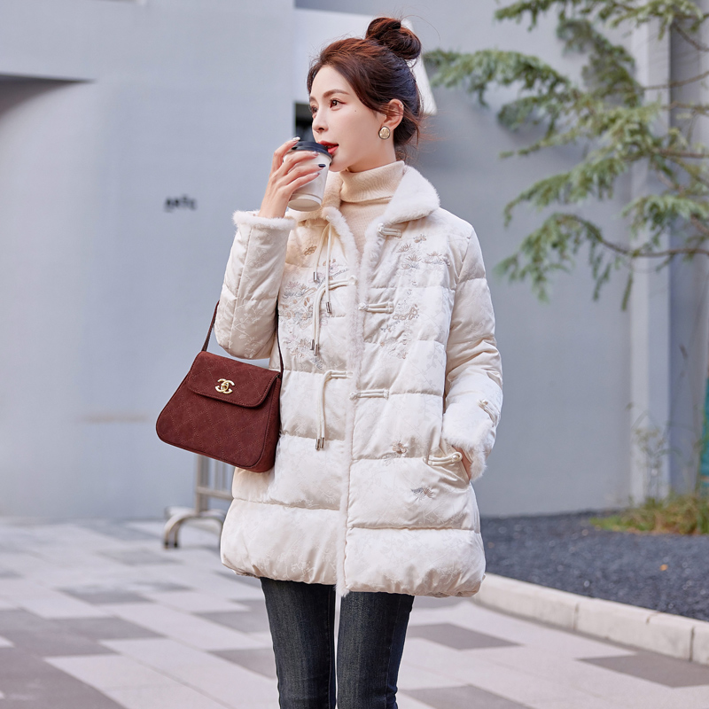 新中式国风女装刺绣羽绒服2025新款秋冬高端奢华白鸭绒中长款外套