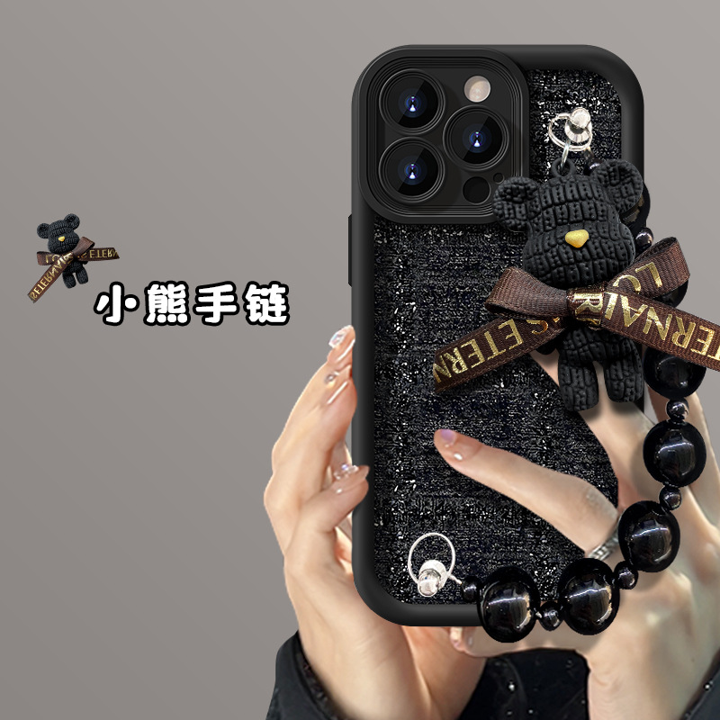 暴力熊ins公仔手链适用16手机壳15pro硅胶防摔14高级感13网红女款