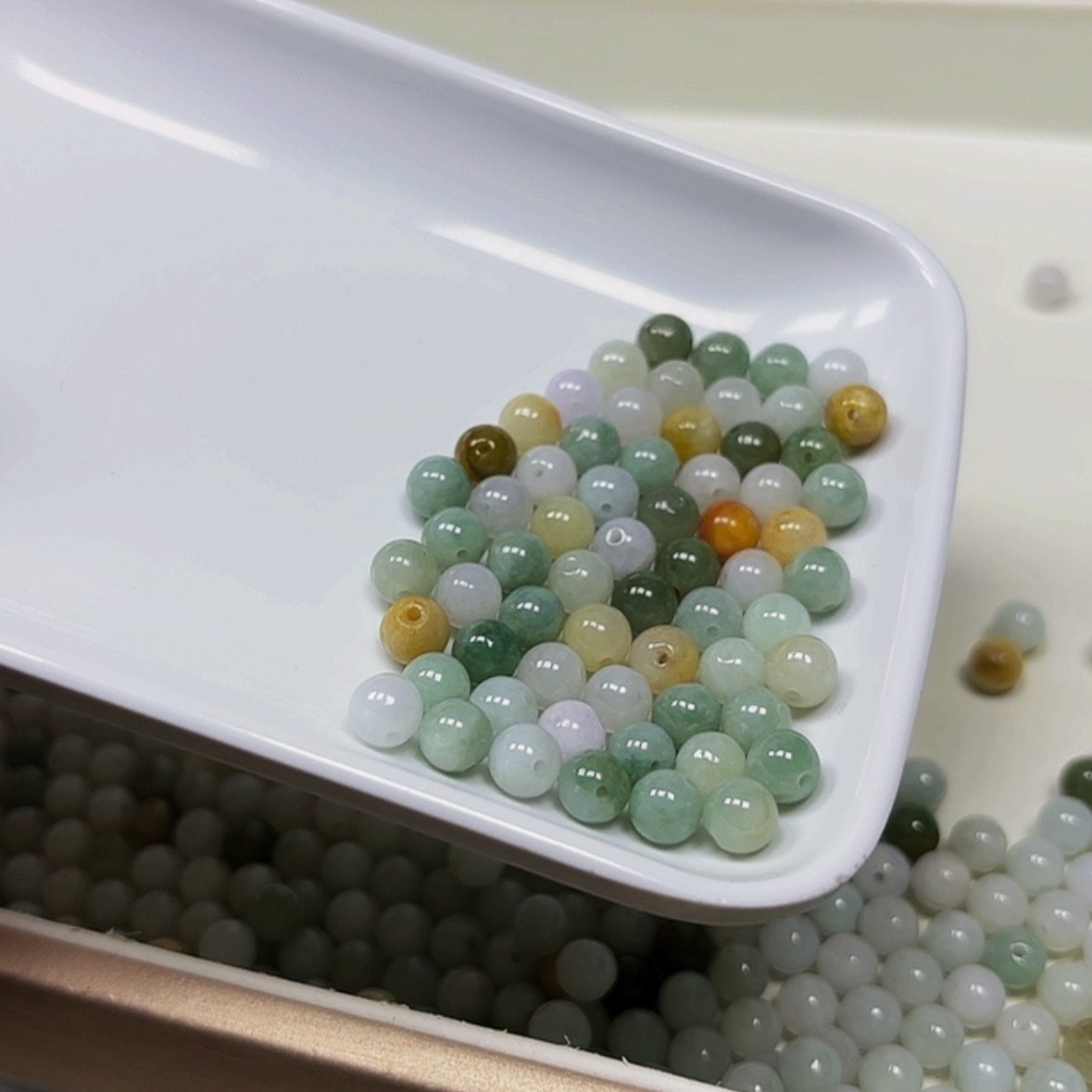 【闪购商品】翡翠散珠60+4颗卡6.5未镶嵌谅****难