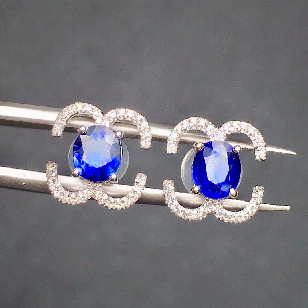 天然斯里兰卡蓝宝石耳钉高净度满火彩主石4*5mm925银精致满钻气质