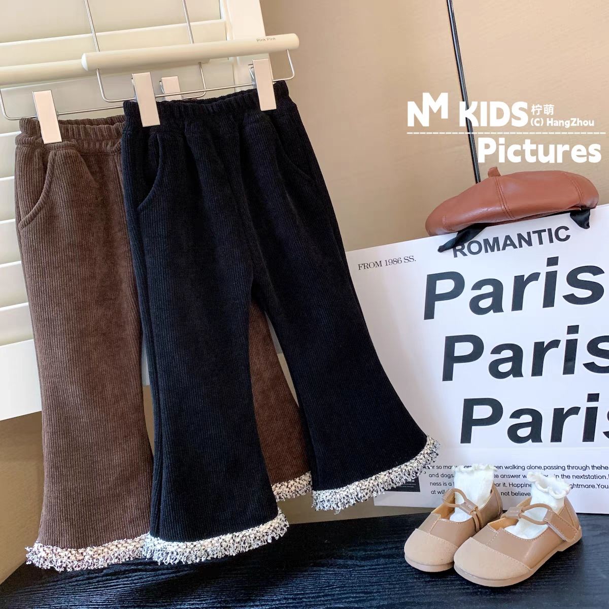 女童休闲裤子2023秋冬款女宝宝一体绒小香风流苏时髦雪尼尔喇叭裤