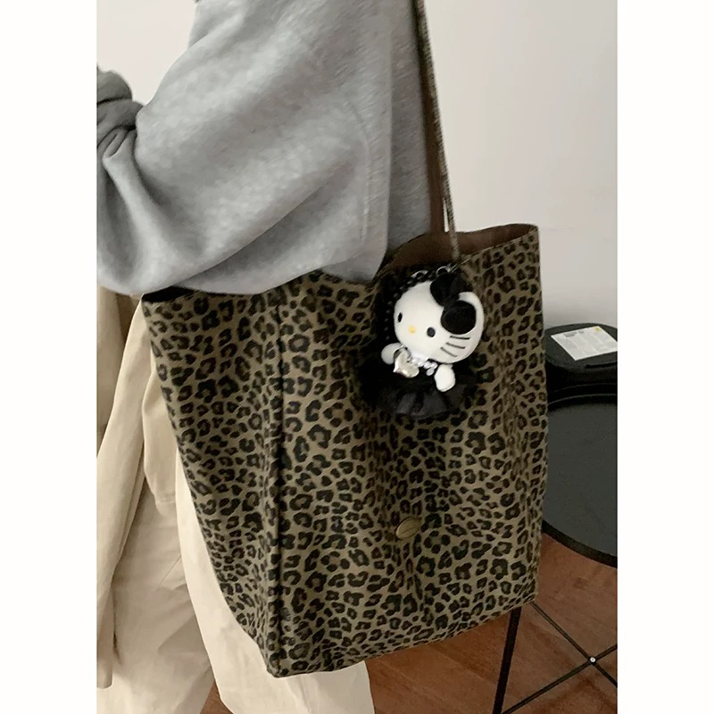 豹纹帆布包2024秋季新款托特包慵懒休闲学院风大容量包包