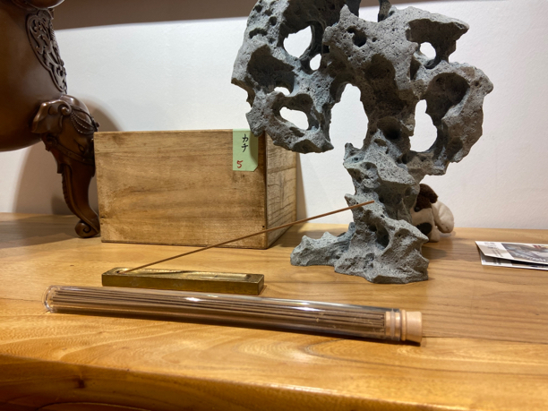 阿曼乳香  非物质文化传承人任静波手工制作。河北省老字号单位出