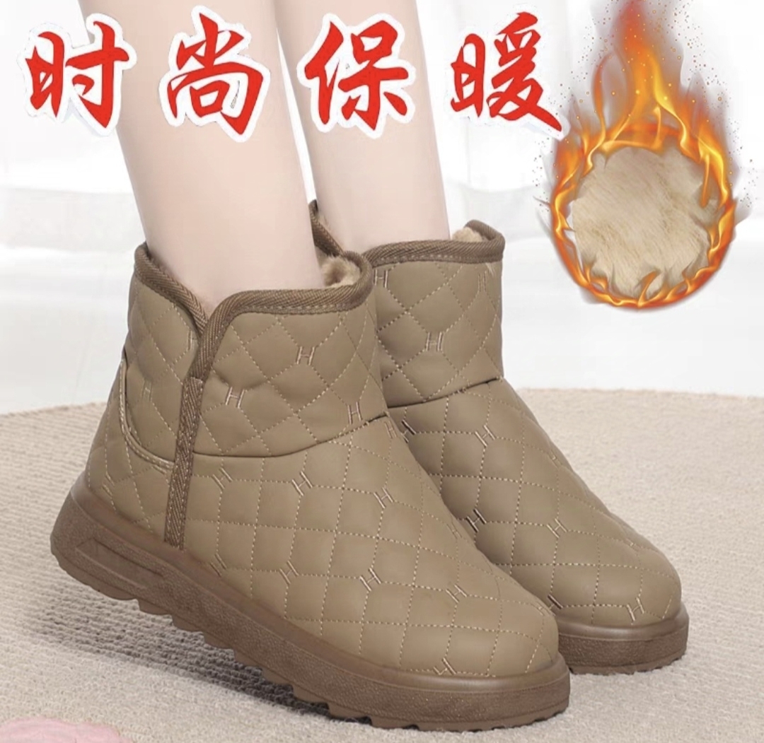 1951超轻底仿皮布防水雪地靴