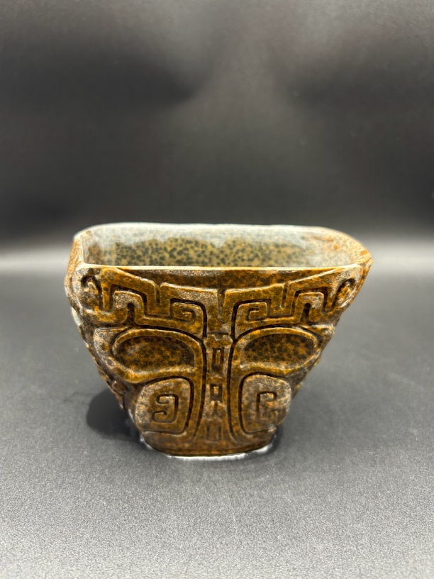 冰碛岩石壶 黄豹饕餮主人杯容量100毫升左右