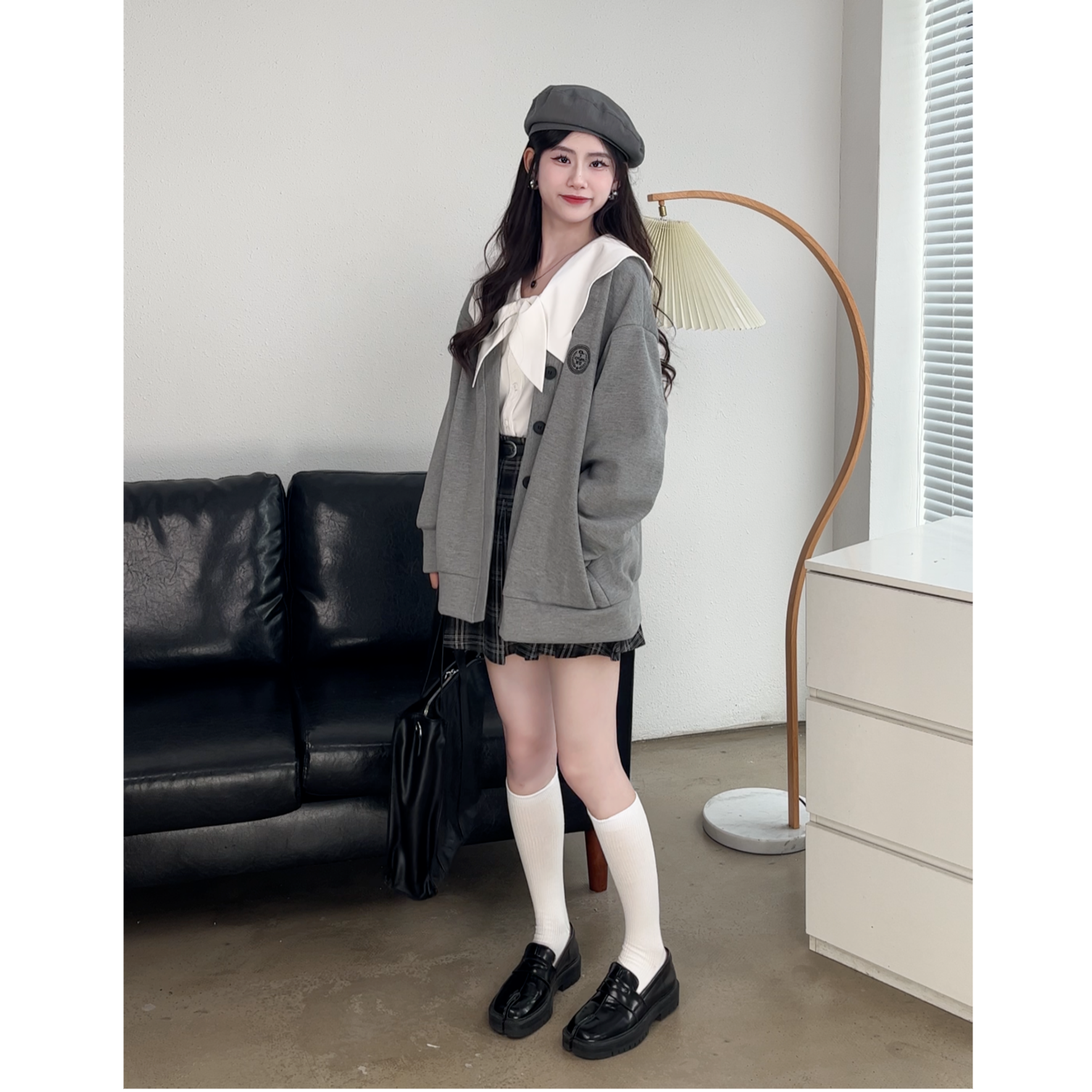【棒球日】秋季百搭显瘦深灰色开衫学院感外套小个子上衣E23C1045AG