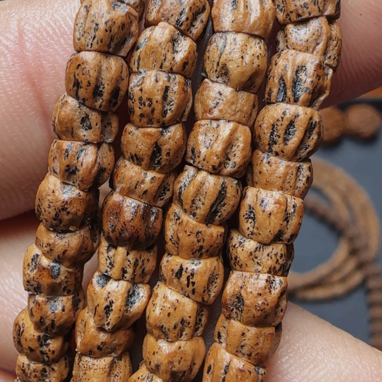 【闪购商品】柏香籽/百香籽吊坠