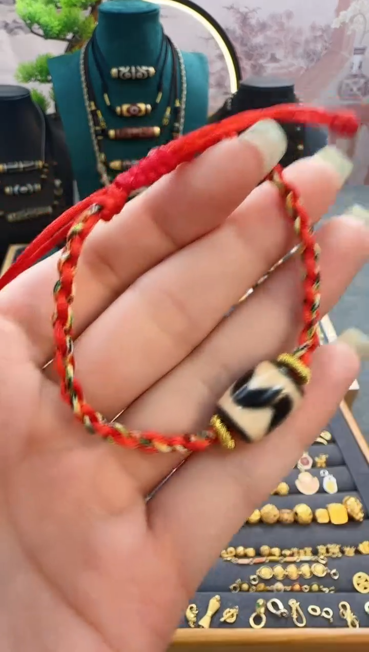 【闪购商品】玛瑙挂件未镶嵌牙牙
