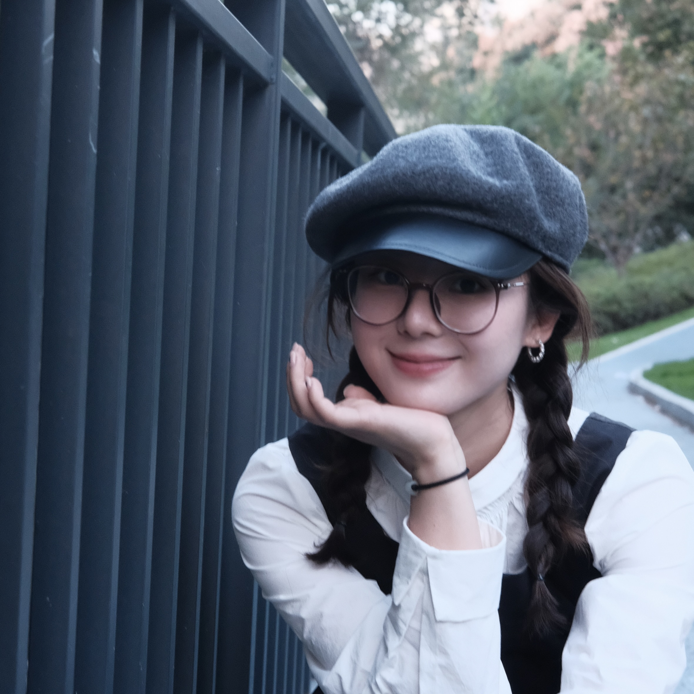 秋冬帽子女复古鸭舌帽拼色日系皮檐羊毛八角帽英伦百搭贝雷帽 