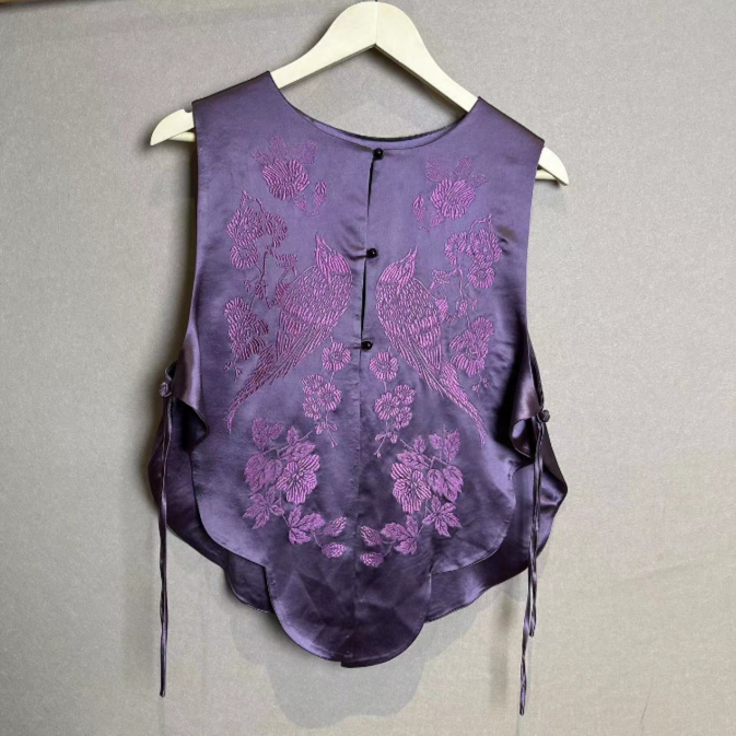 云端马甲 1芳华设计新中式复古醋酸刺绣马甲2023秋款女式国风马甲