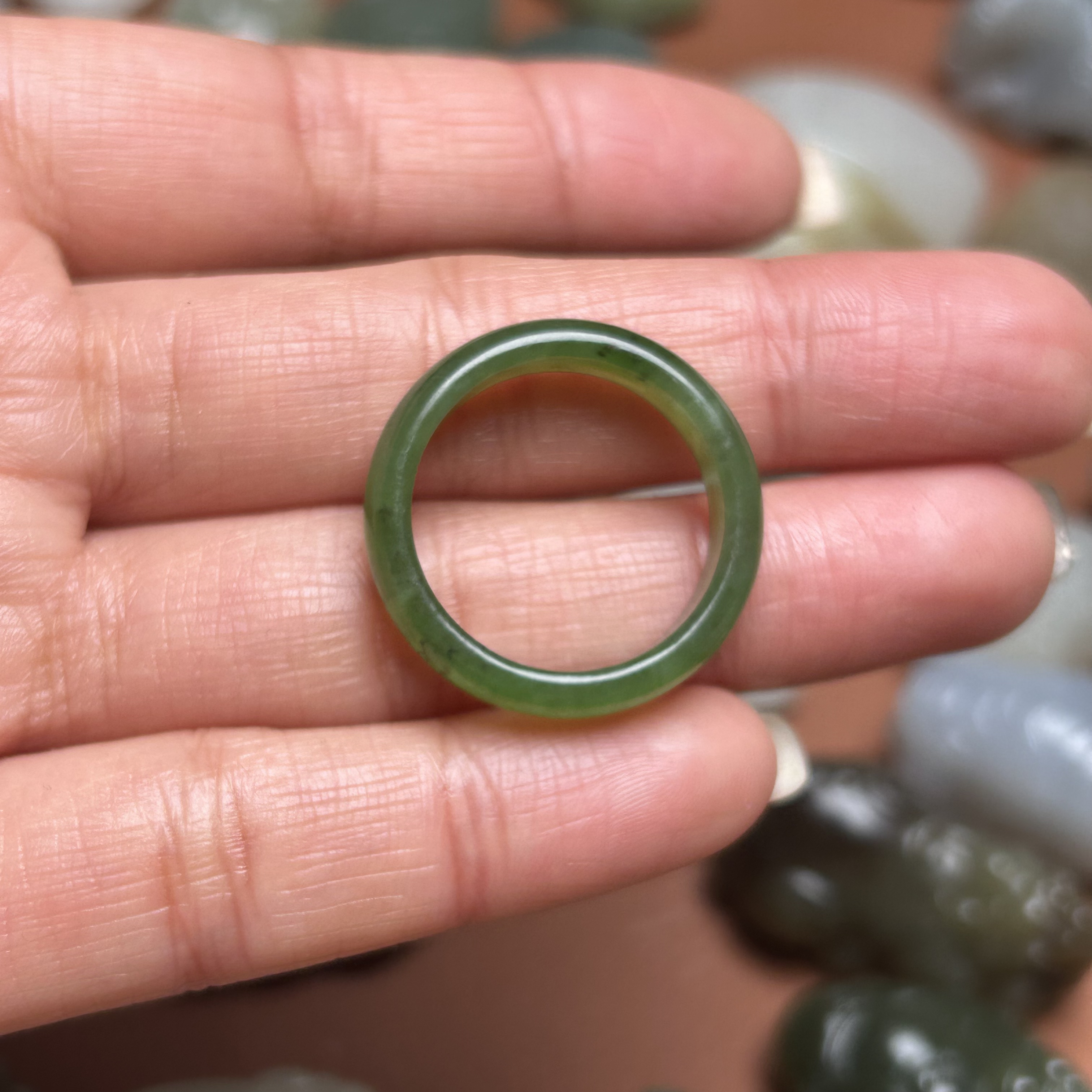 精品和田玉小挂件