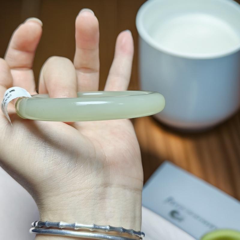 和田玉冰透晴水镯女款古风七夕节送女朋友