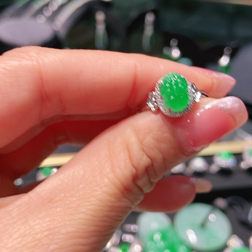 【闪购商品】翡翠翡翠18K金镶嵌