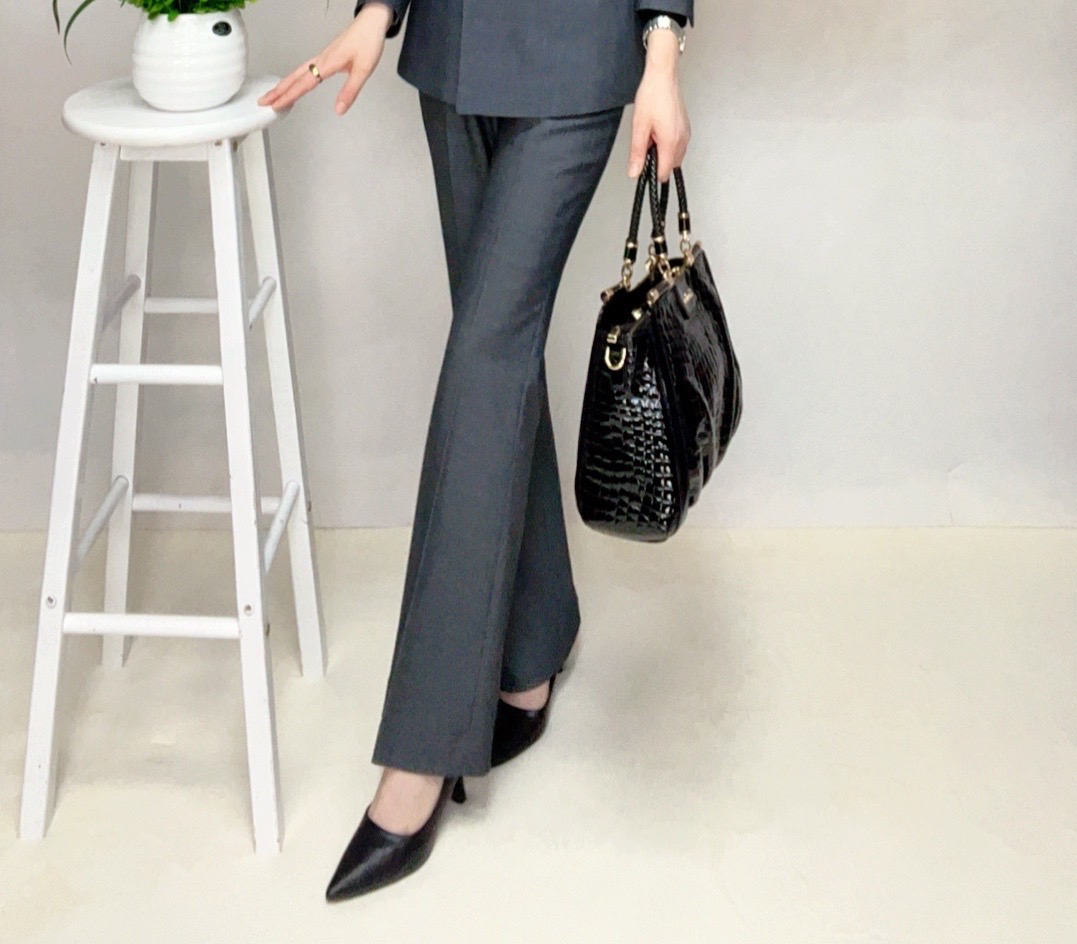 【白衣哥】断码优惠灰色喇叭裤