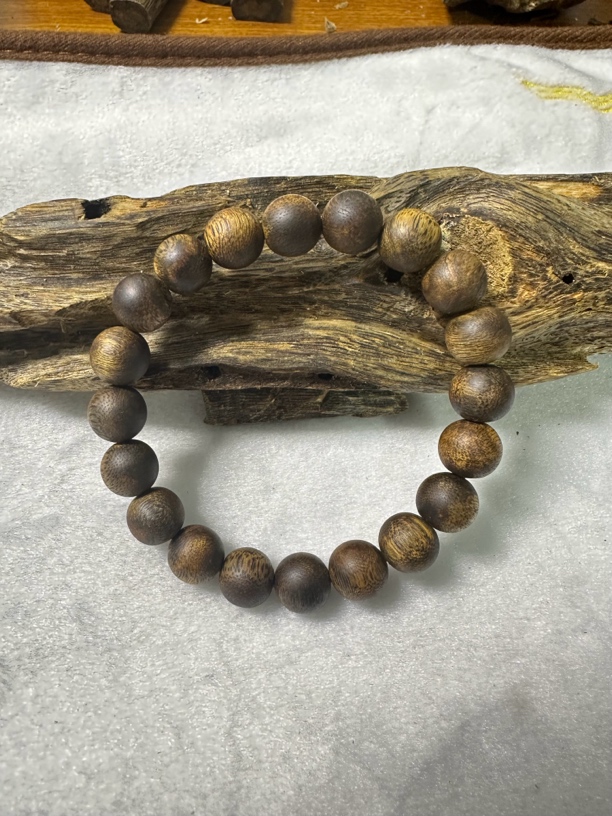 绿棋楠沉香手串1.0规格9克➕原汁原味、花果蜜香多样性发一