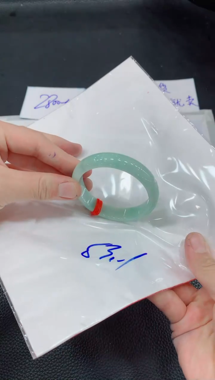 【闪购商品】翡翠手镯未镶嵌835