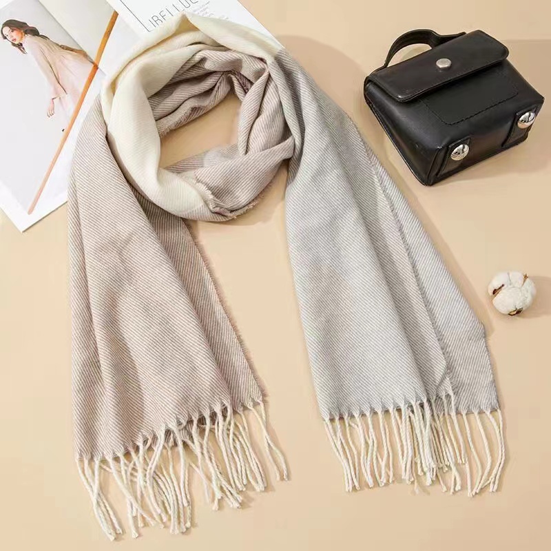 宝丫轻奢 女式秋冬斜纹拼接流苏围巾B2554