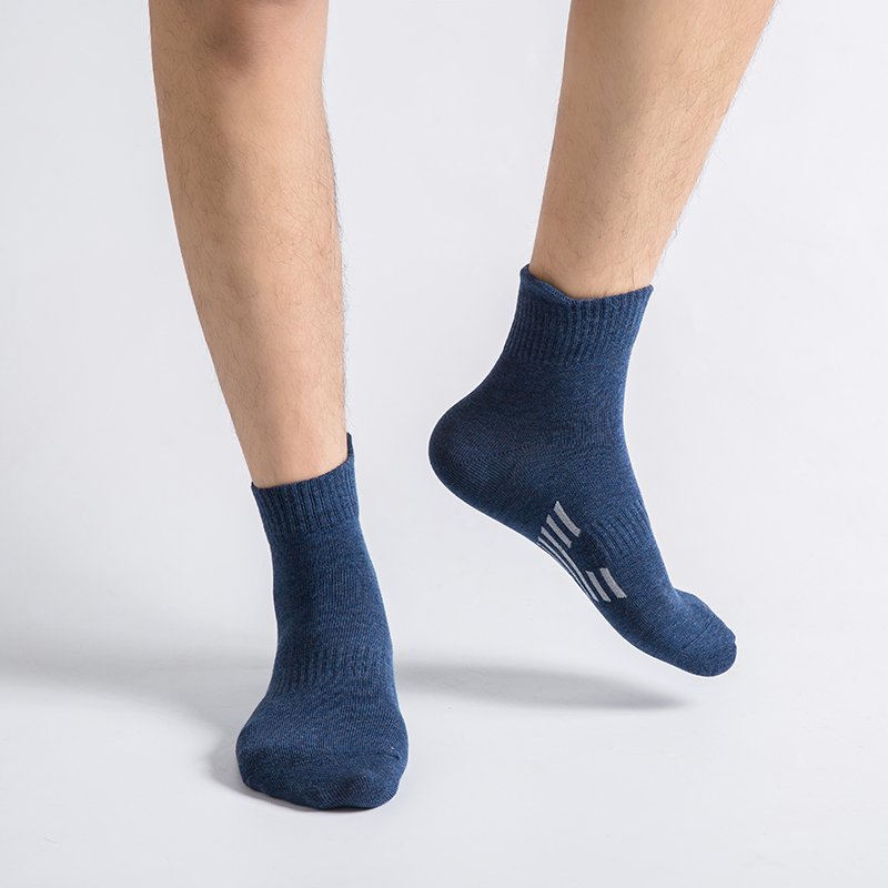 3双加厚运动袜子男中筒秋冬款棉袜男士袜子39-44均码