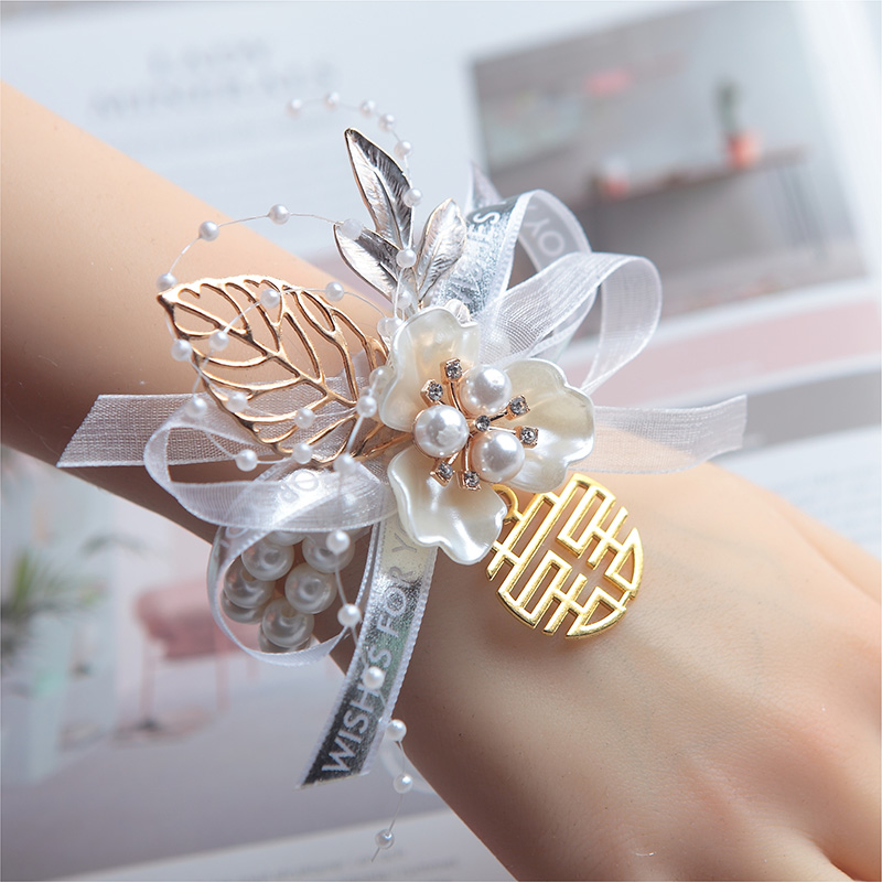 伴娘手腕花姐妹团高级感超仙结婚胸花手环婚纱珍珠新娘手花