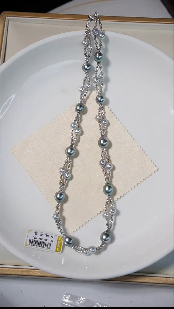【闪购商品】海水珍珠项链18K金镶嵌Y17大溪地铂金灰设计款项链