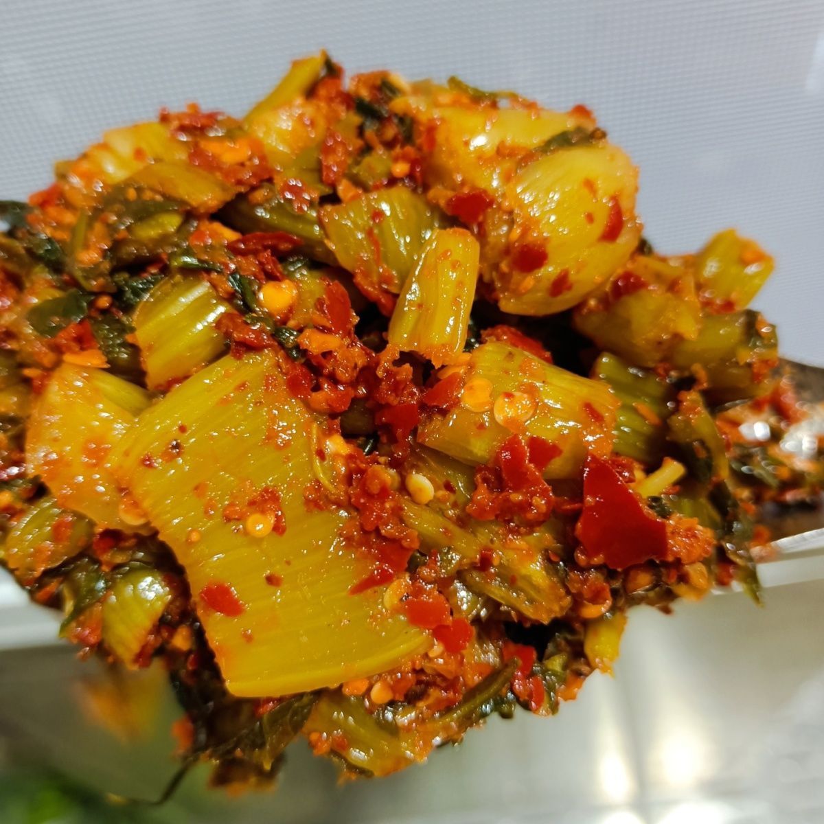 云南大理巍山新鲜腌菜送蘸水辣特产
